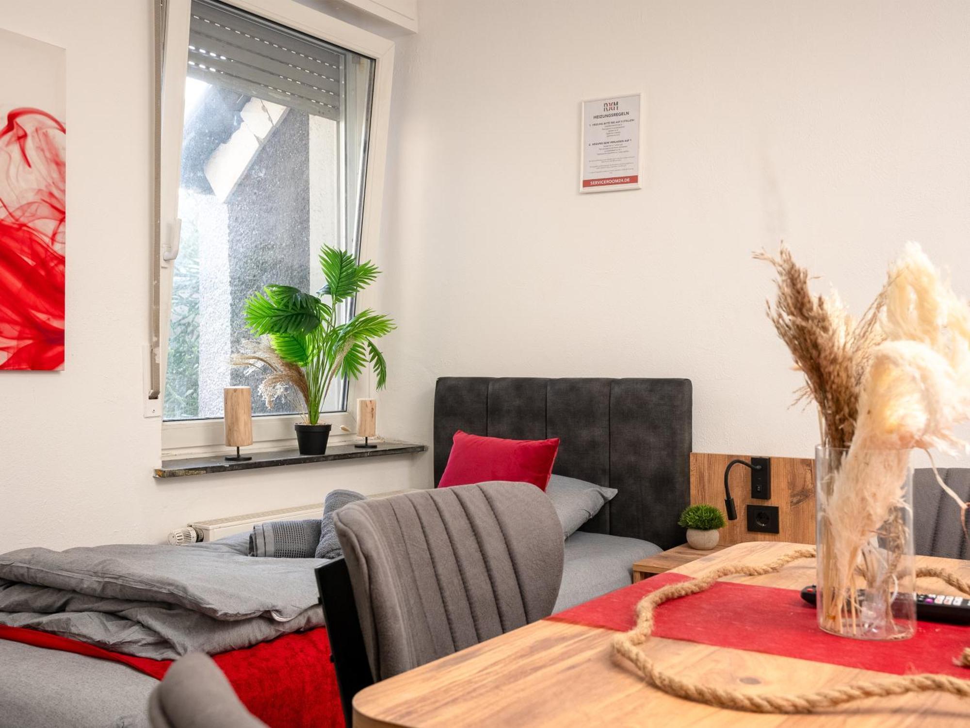 Serviceroom24 - Apartment 4 In Herten Wlan - Smart-Tv - 24-7 Check-In Und Kueche Esterno foto