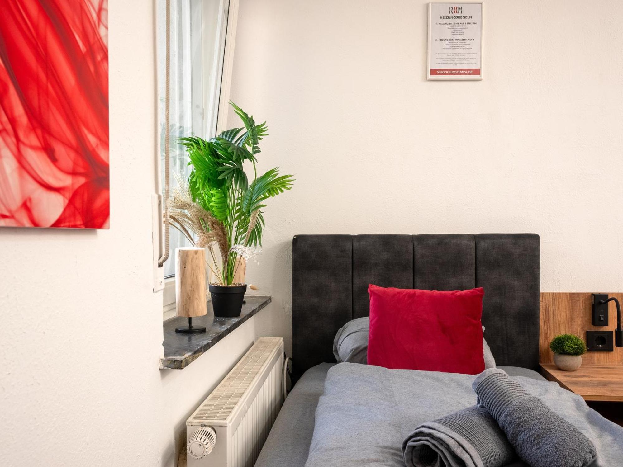 Serviceroom24 - Apartment 4 In Herten Wlan - Smart-Tv - 24-7 Check-In Und Kueche Esterno foto