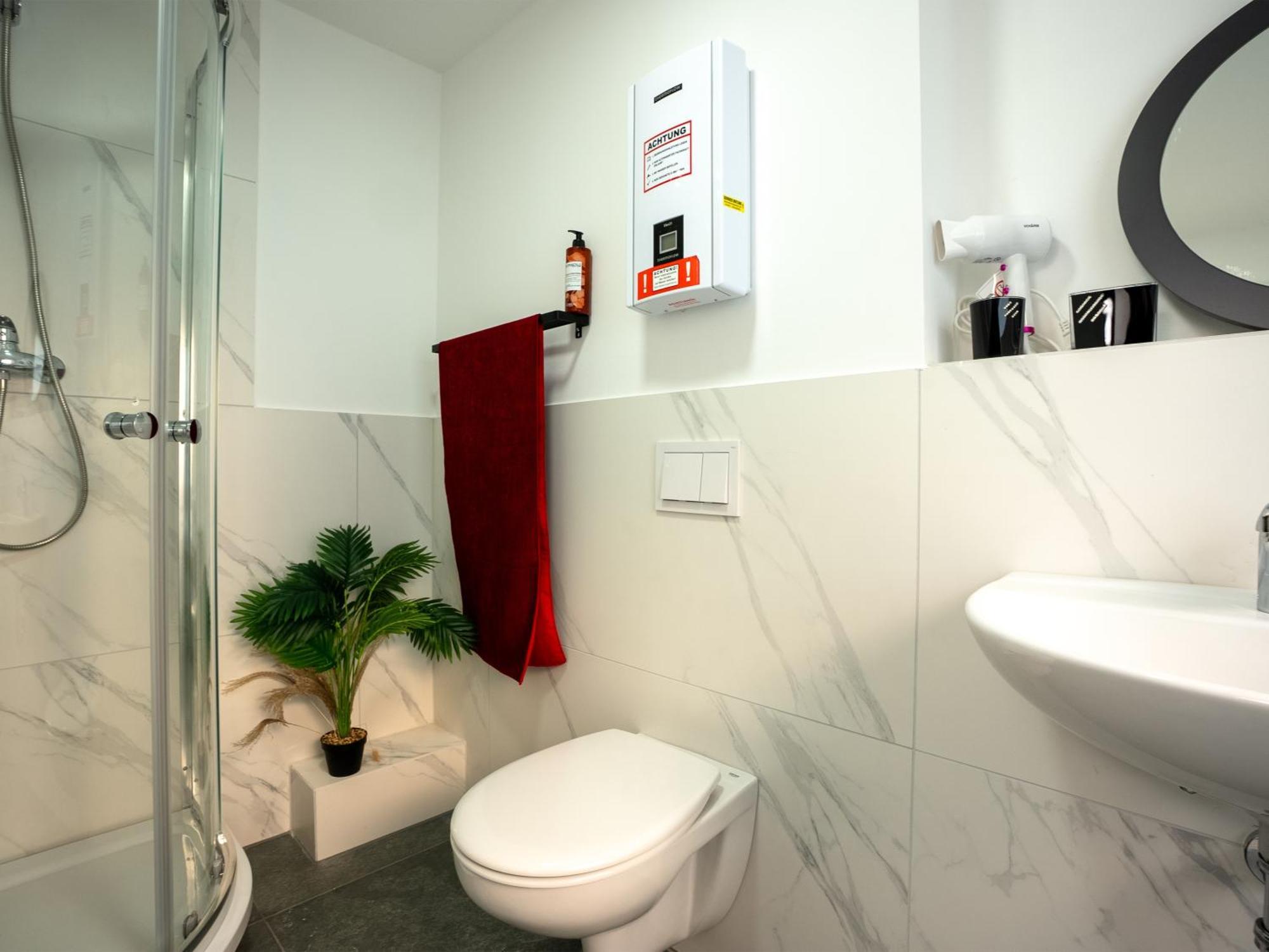 Serviceroom24 - Apartment 4 In Herten Wlan - Smart-Tv - 24-7 Check-In Und Kueche Esterno foto
