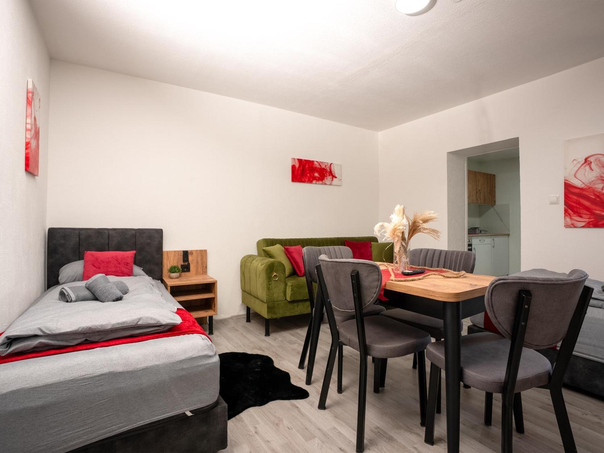 Serviceroom24 - Apartment 4 In Herten Wlan - Smart-Tv - 24-7 Check-In Und Kueche Esterno foto